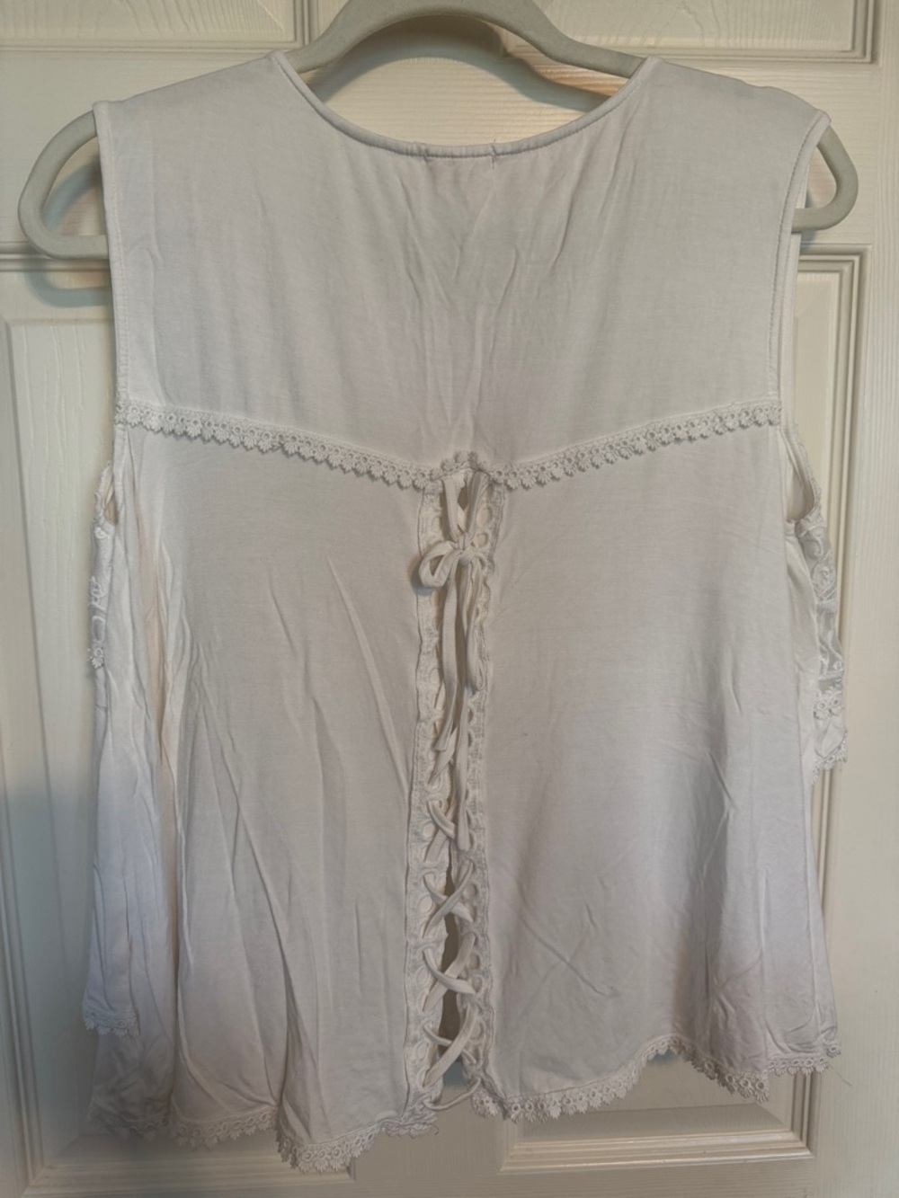 POL White Crewneck Tank - Picture 4 of 4